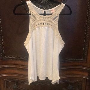 Missimo macramé detail tank
